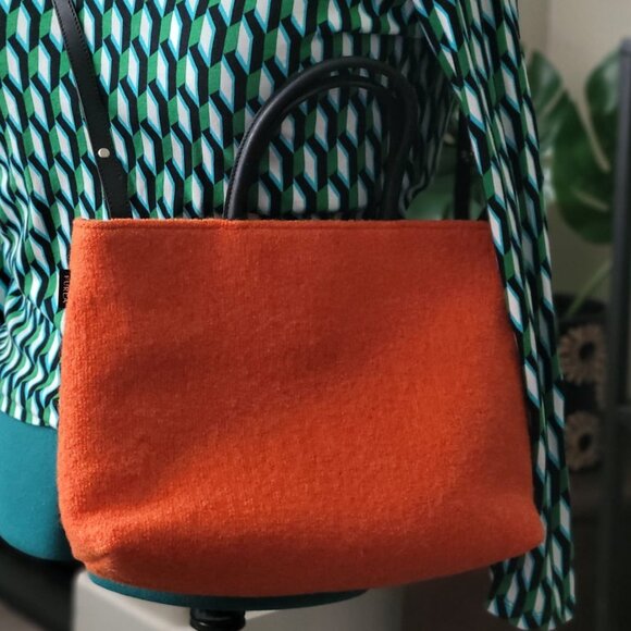 FURLA - Chic & Cozy: Orange Wool Handbag with Crossbody strap - Picture 12 of 12